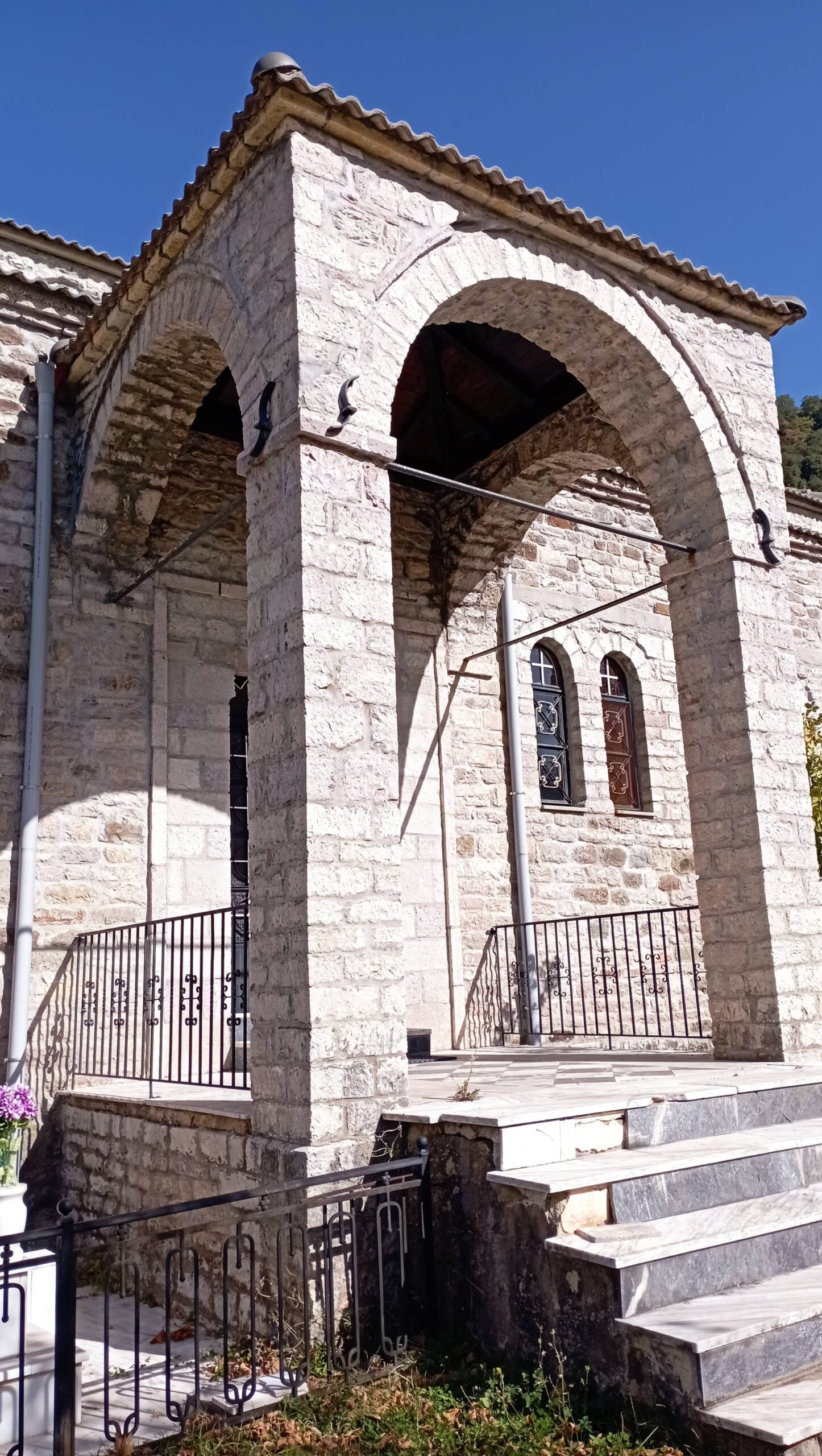 Τελική μορφή εξωτερικά μετά την επισκευή 1