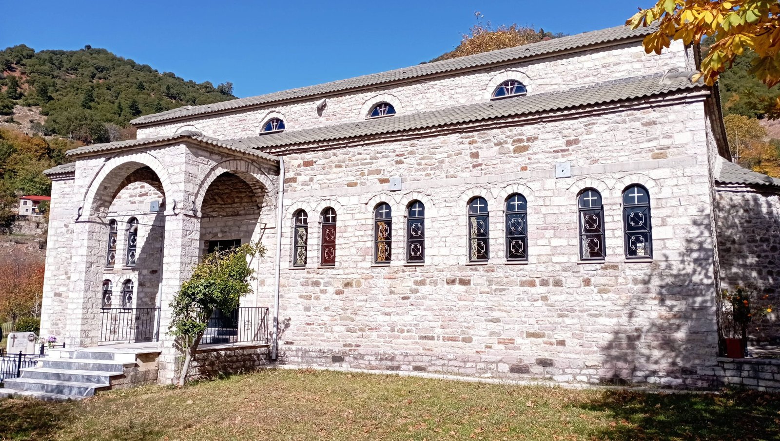 Αναστήλωση και ενίσχυση τοιχοποιίας