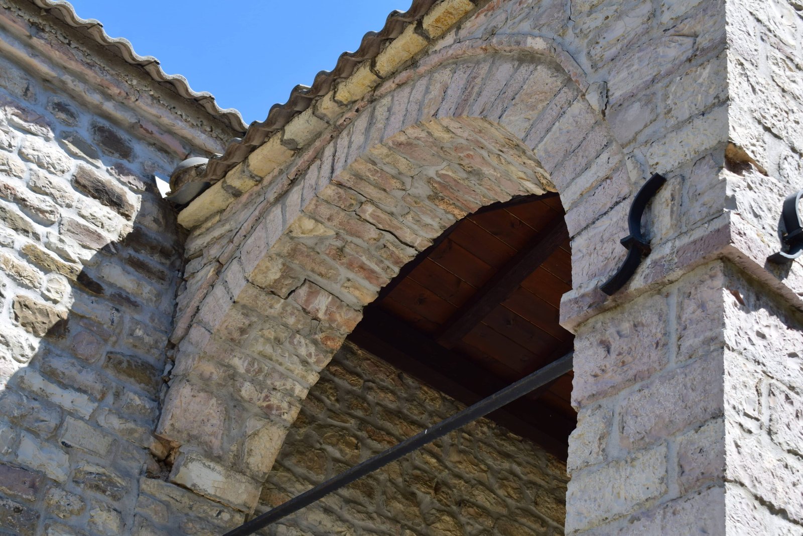 Αρχική κατάσταση - Ρωγμές στην τοιχοποιία 1