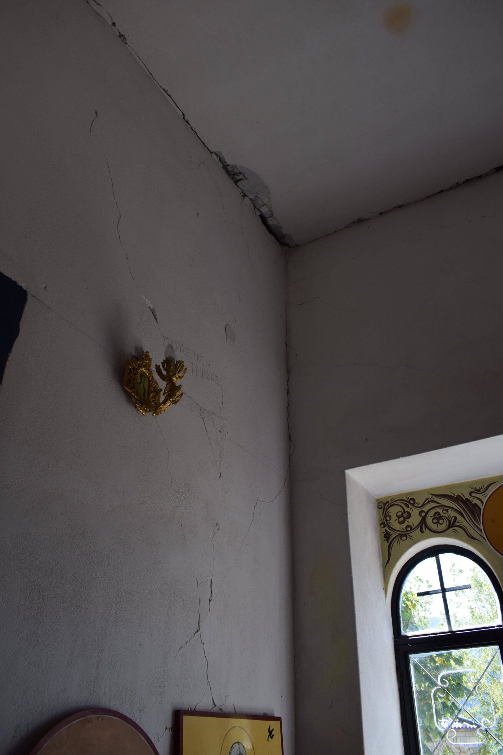 Αρχική κατάσταση πριν τις εργασίες - Εξωτερικές βλάβες 3